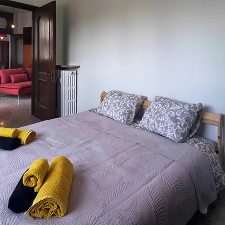 Guesthost - Cozy In Alessandria